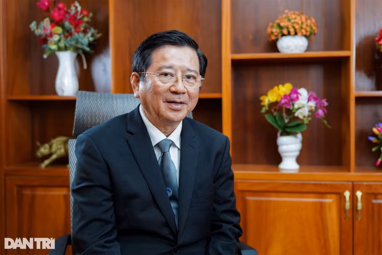 Vừa được bồi thường oan sai 2,3 tỷ đã mất ngay 900 triệu tiền cảm ơn? - 2