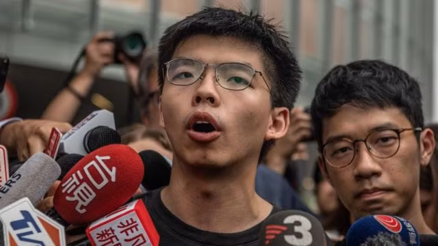 Toa an Hong Kong tuyen phat 10 thang tu doi voi Hoang Chi Phong hinh anh 1