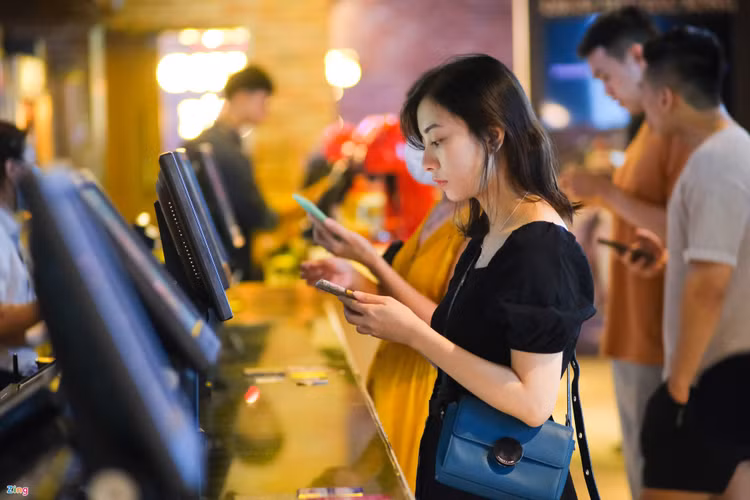 Nha san xuat phim nguy co pha san anh 2