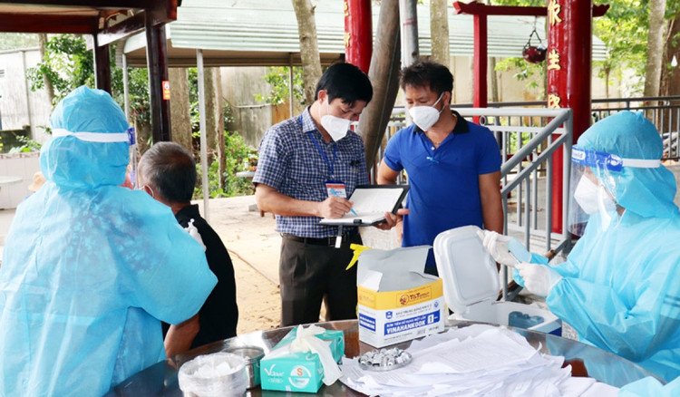 Một điểm tiêm vaccine COVID-19 tại huyện Nhơn Trạch (Ảnh: CDC Đồng Nai)