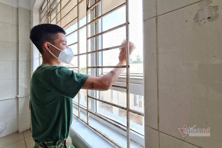 Bên trong trung tâm hồi sức lớn nhất miền Bắc trước giờ đón bệnh nhân Covid-19