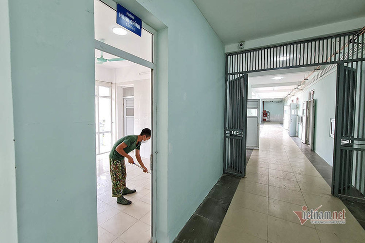 Bên trong trung tâm hồi sức lớn nhất miền Bắc trước giờ đón bệnh nhân Covid-19