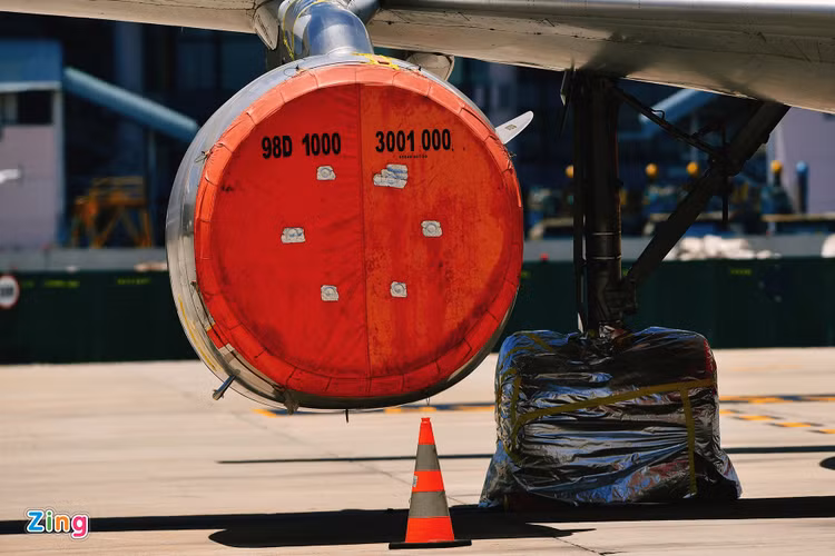 May bay do ngap san bay Noi Bai anh 9