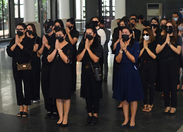 Hoa hau Thu Thuy qua doi anh 6