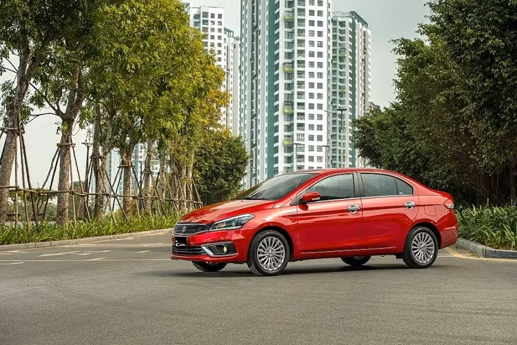 Ciaz mới hài hoà giữa tính thẩm mỹ và độ thực dụng, đáng cân nhắc với những ai tìm mua xe 5 chỗ.