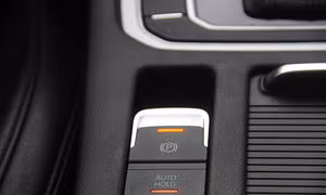 Volkswagen Passat - sedan thực dụng kiểu Đức ảnh 10