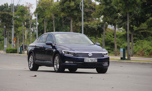 Volkswagen Passat - sedan thực dụng kiểu Đức ảnh 2
