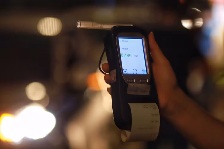 Kiem tra nong do con anh 3