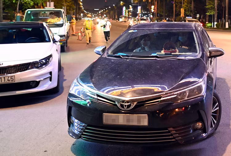 Kiem tra nong do con anh 8