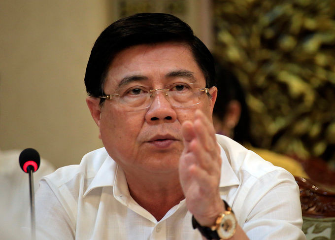 Chủ tịch UBND TP HCM phát biểu tại cuộc họp trưa nay. Ảnh: Hữu Công