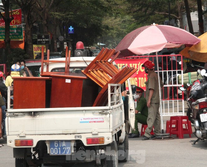 Truy tìm 2 người Trung Quốc trốn cách ly, Bình Dương dỡ phong tỏa khu vực còn lại - ảnh 2