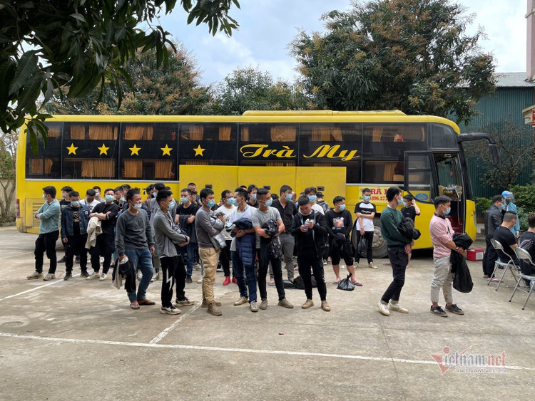 Lập hàng rào sống xuyên đêm bắt ma tuý, truy người nhập cảnh