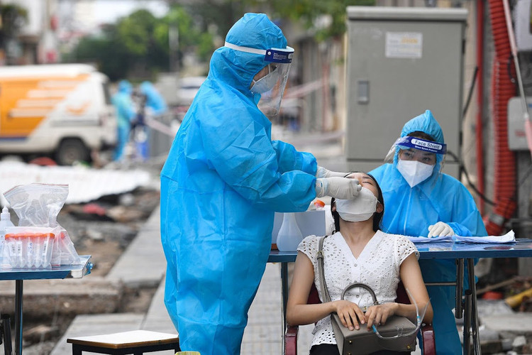 Hà Nội: Cô gái bán hàng online tại Tây Hồ dương tính SARS-CoV-2 - 1