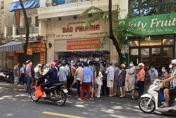 gian cach xa hoi Ha Noi, banh trung thu Ha Noi anh 1