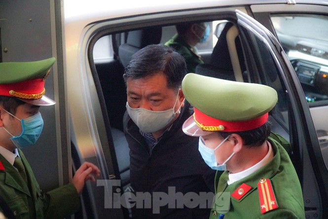 Bị cáo Trịnh Xuân Thanh đề nghị cho gia đình và báo chí dự tòa - ảnh 1