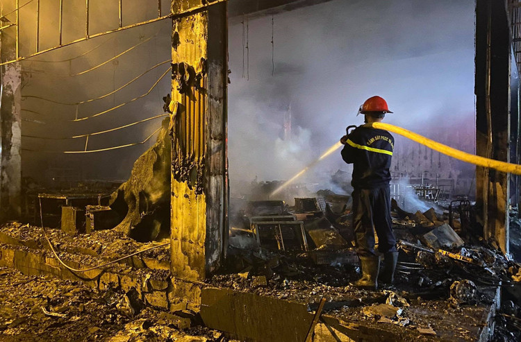 Hien truong vu chay phong tra anh 5