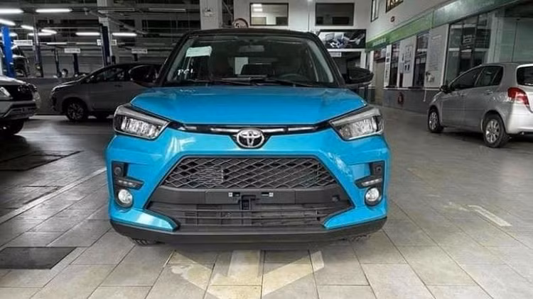 toyota-raize.jpg