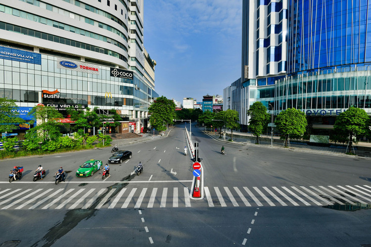 giao thong Ha Noi vang ve ngay thu bay anh 5