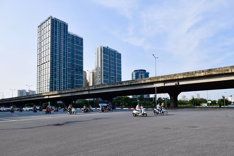 giao thong Ha Noi vang ve ngay thu bay anh 11