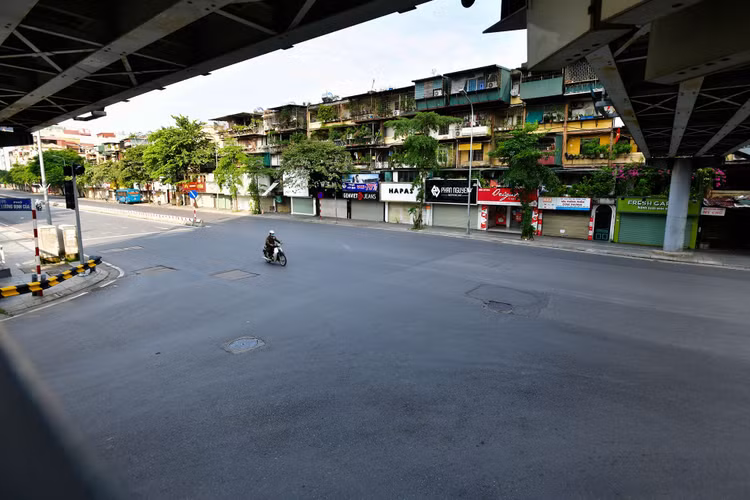 giao thong Ha Noi vang ve ngay thu bay anh 7