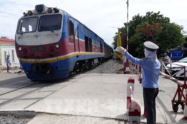 Nhiều gói thầu dự án đường sắt cấp bách 7.000 tỷ đồng chậm tiến độ ảnh 1