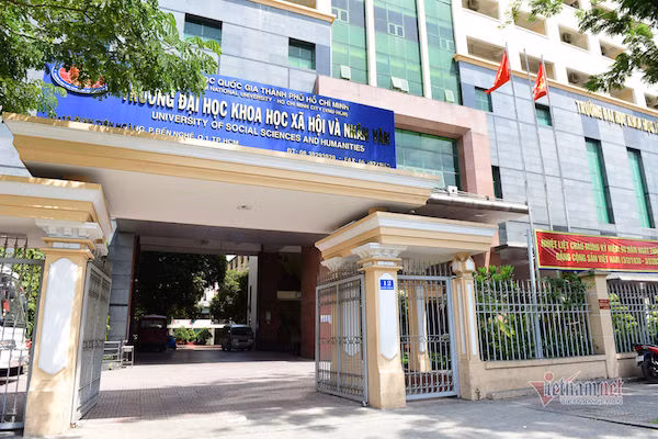 Vụ 11 giảng viên Hàn Quốc học nghỉ việc: 'Không bộp chộp mà dứt áo ra đi'