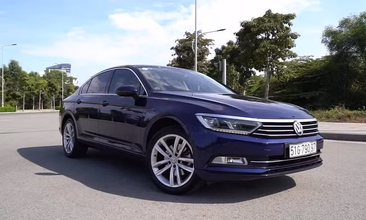 Volkswagen Passat - sedan Đức thực dụng