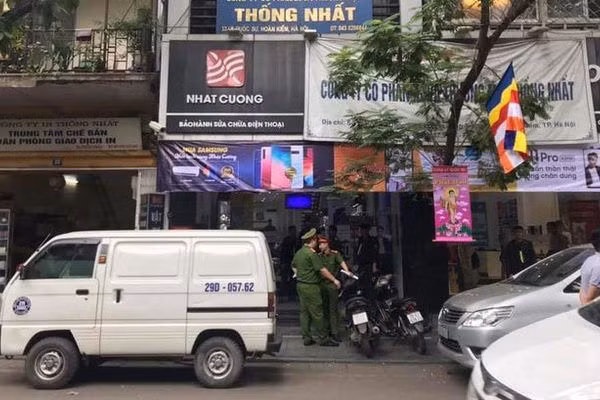 Ông chủ Nhật Cường bỏ trốn, các ‘chân rết’ hôm nay hầu tòa