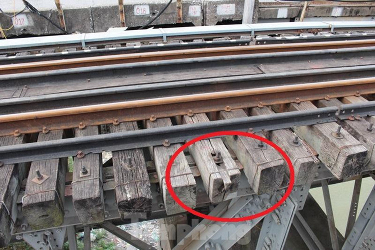 Hệ thống đường sắt quốc gia đi qua Hà Nội xuống cấp thê thảm ảnh 7