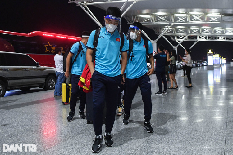 Đội tuyển Việt Nam lên đường sang Saudi Arabia dự vòng loại World Cup - 5