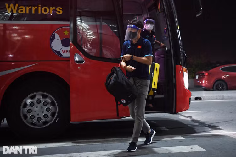 Đội tuyển Việt Nam lên đường sang Saudi Arabia dự vòng loại World Cup - 2