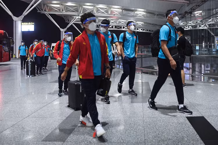 Đội tuyển Việt Nam lên đường sang Saudi Arabia dự vòng loại World Cup - 4