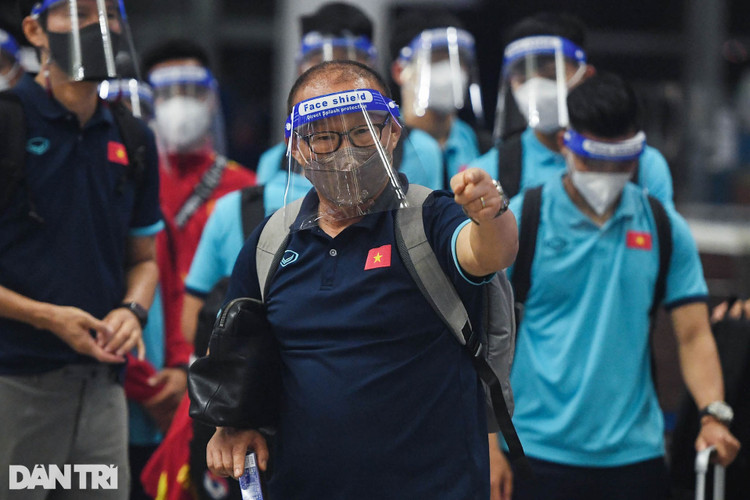 Đội tuyển Việt Nam lên đường sang Saudi Arabia dự vòng loại World Cup - 7