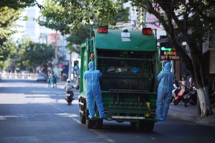 Sở TN&MT yêu cầu đơn vị thu gom kiểm tra chất thải trước khi nhận