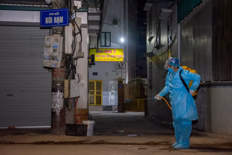 Ha Long hop khan ve dich anh 2