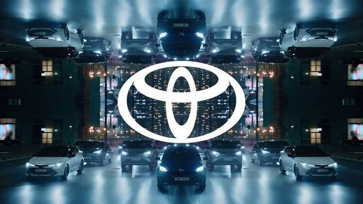 Cac hang oto su dung logo don gian hon anh 4