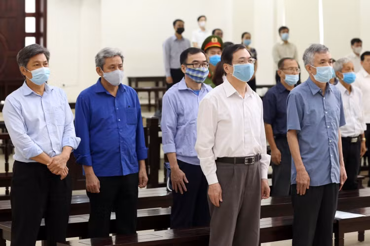 Tuyen an Vu Huy Hoang anh 1