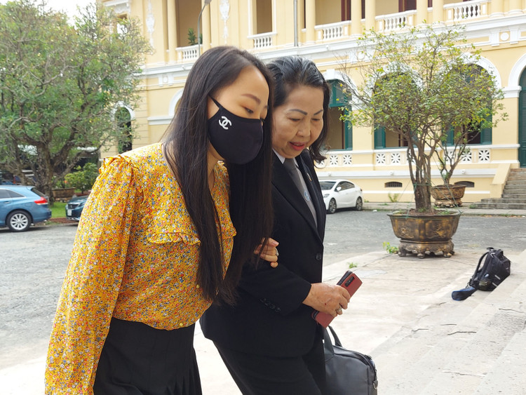 VKS truy điều vô lý trong vụ lái xe Mercedes tông tiếp viên hàng không - 2