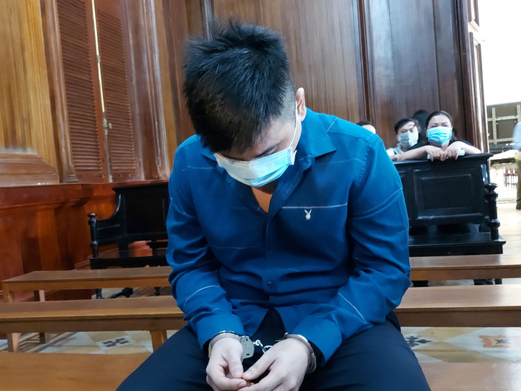 VKS truy điều vô lý trong vụ lái xe Mercedes tông tiếp viên hàng không - 1