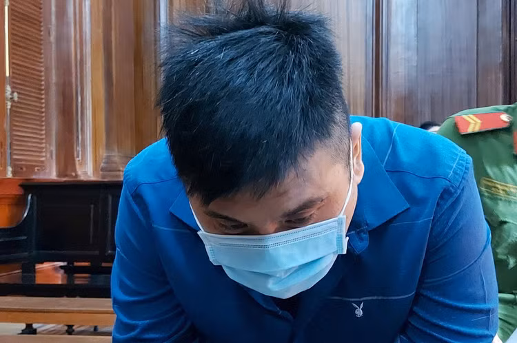 VKS truy điều vô lý trong vụ lái xe Mercedes tông tiếp viên hàng không - 4