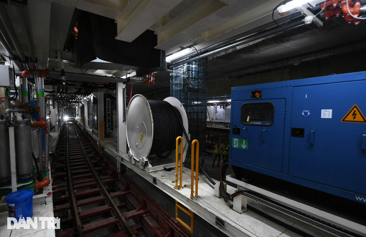 Quái vật 850 tấn đào hầm đường sắt Nhổn - ga Hà Nội lần đầu chạy thử - 12