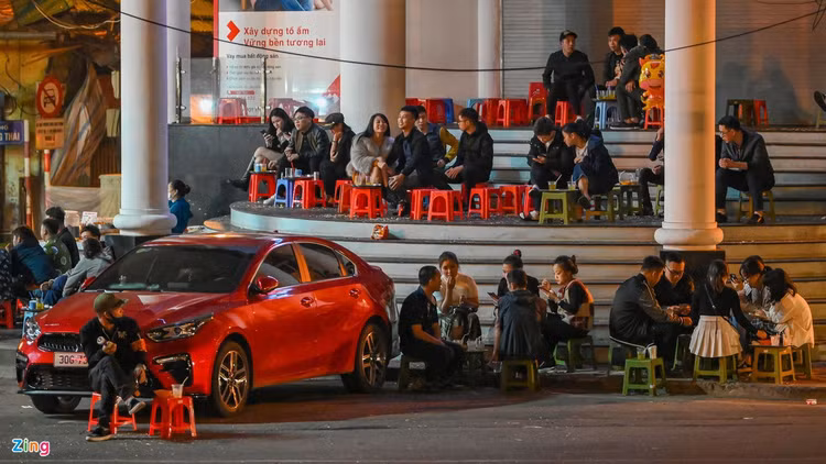 Covid-19 tai Ha Noi anh 1