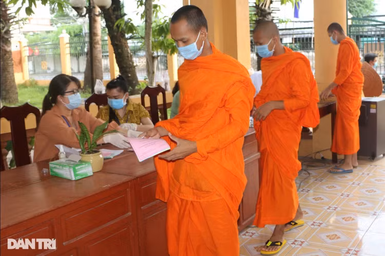 Toàn cảnh 69 triệu cử tri cả nước tham gia Ngày hội non sông - 23