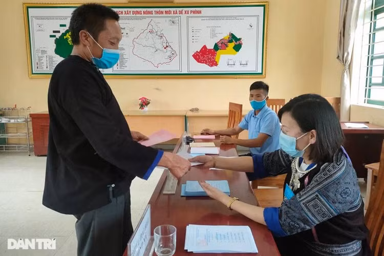 Toàn cảnh 69 triệu cử tri cả nước tham gia Ngày hội non sông - 36