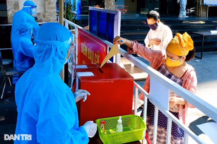 Toàn cảnh 69 triệu cử tri cả nước tham gia Ngày hội non sông - 31