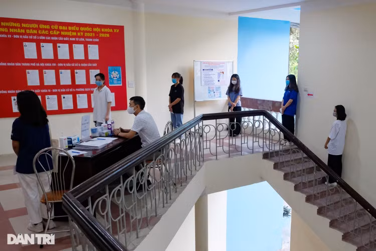 Toàn cảnh 69 triệu cử tri cả nước tham gia Ngày hội non sông - 13