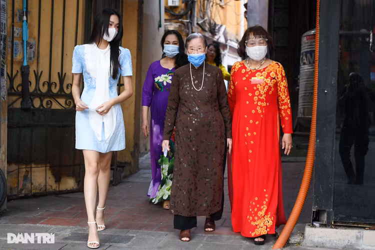 Toàn cảnh 69 triệu cử tri cả nước tham gia Ngày hội non sông - 6