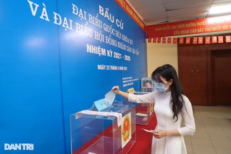 Toàn cảnh 69 triệu cử tri cả nước tham gia Ngày hội non sông - 16