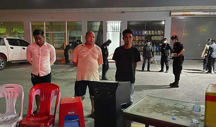 tuong Campuchia bi tuoc quan ham anh 1