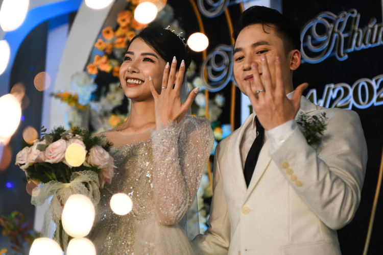 Dam cuoi Phan Manh Quynh, Phan Manh Quynh, Huynh Khanh Vy anh 23